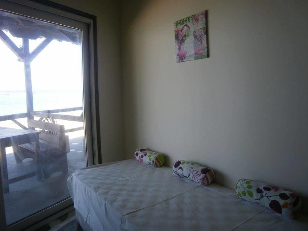 Aquarius Beach Hotel Faliraki Bagian luar foto
